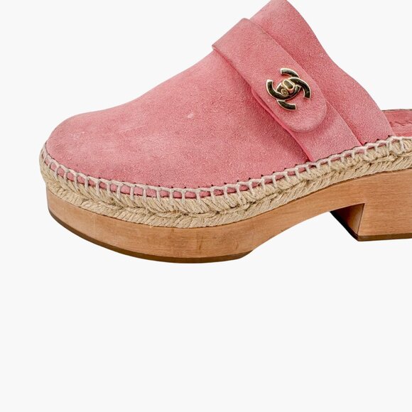 Chanel Turnlock CC Clog Mules Size 37 US 6-6.5 Pink Suede Espadrille Block Heel - Picture 9 of 15